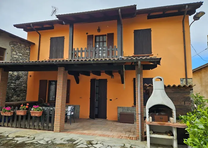 Valtrebbia Relax Tatil Evi *